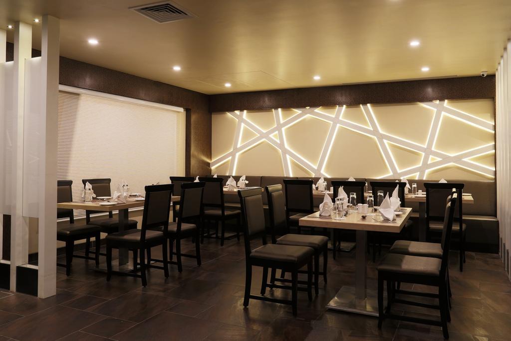 Grand Kailash Hotel Aurangabad  Exterior photo