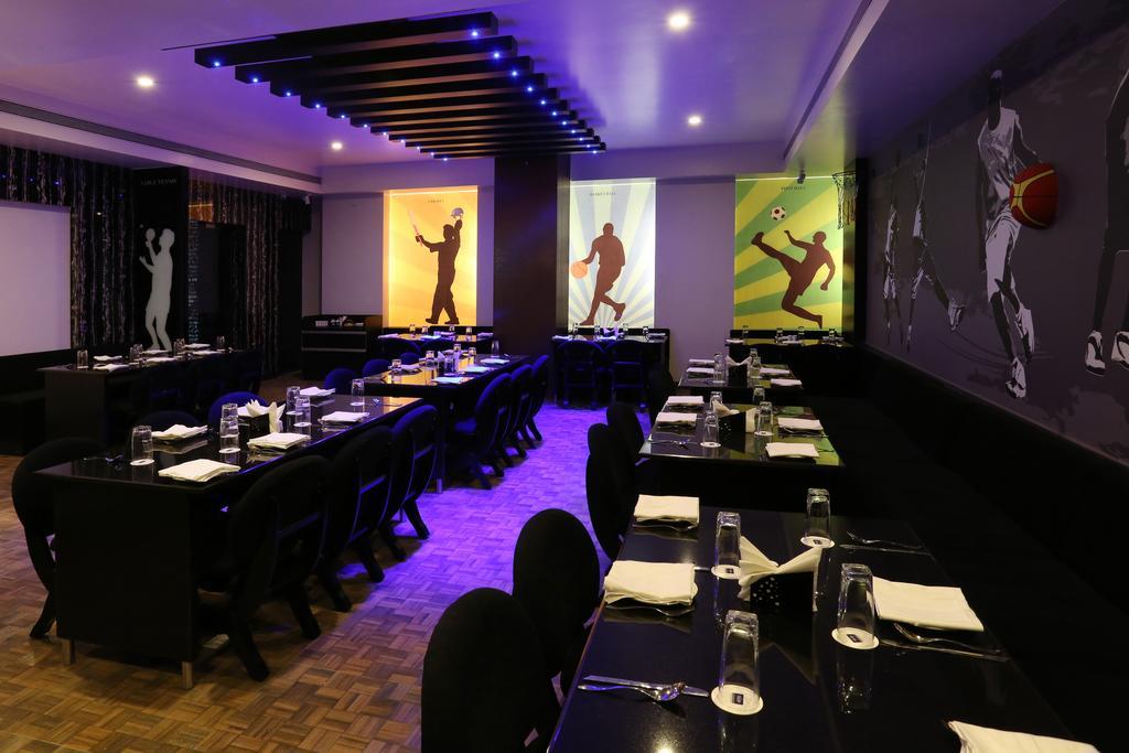 Grand Kailash Hotel Aurangabad  Exterior photo